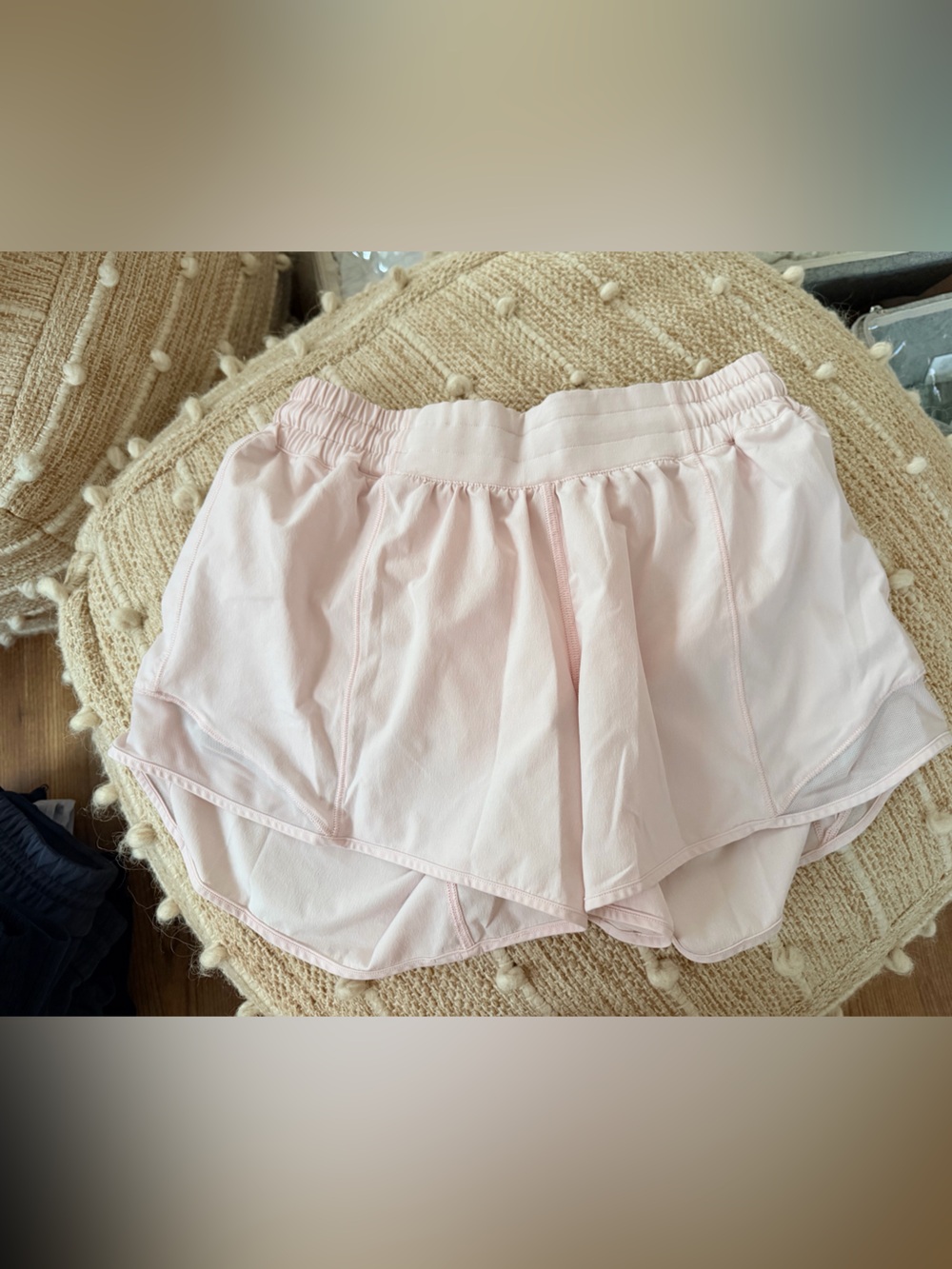 Hotty Hot Size 8 2.5 inch inseam